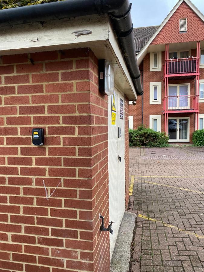 Marie'S Serviced Apartment 2 Bed Olivier Court Bedford Exterior foto