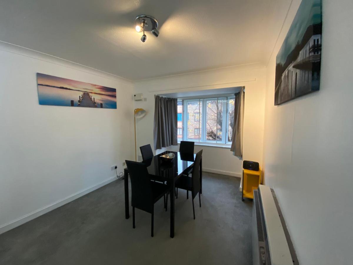 Marie'S Serviced Apartment 2 Bed Olivier Court Bedford Exterior foto